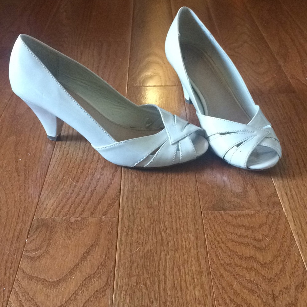Nude Modcloth heels